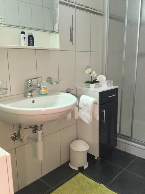 Haus Mondelli Apartment Саас-Алмагел Екстериор снимка