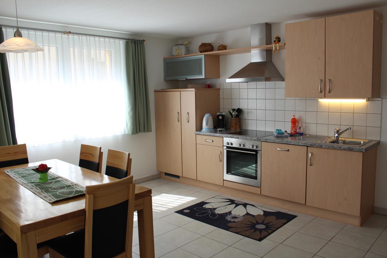 Haus Mondelli Apartment Саас-Алмагел Екстериор снимка